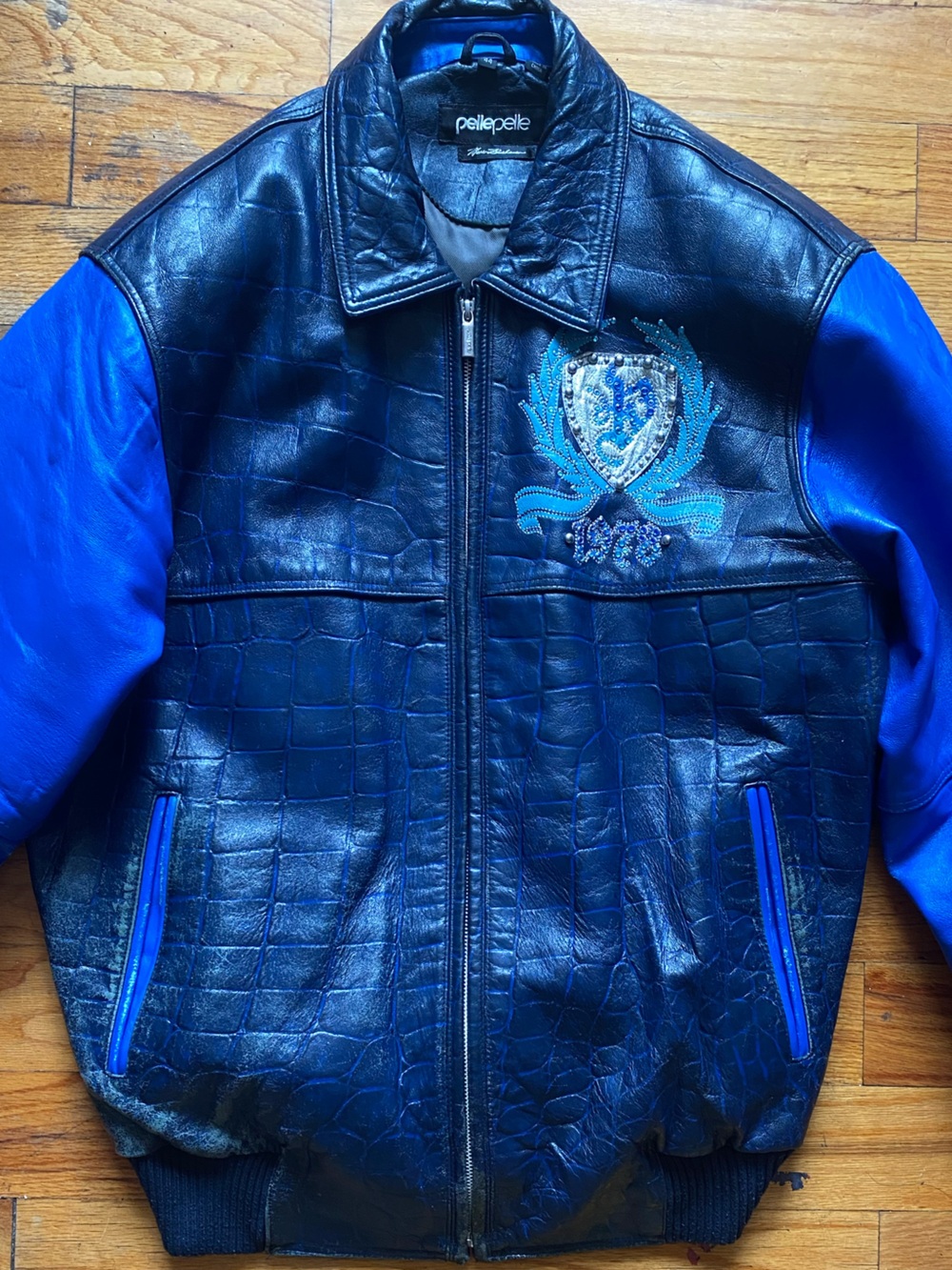 Vintage Pelle Pelle Blue & Black Crocodile Embossed Leather Jacket – Rhinestone